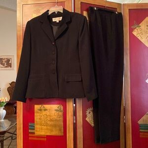 Classic Black Vintage Larry Levine Suit SZ 14